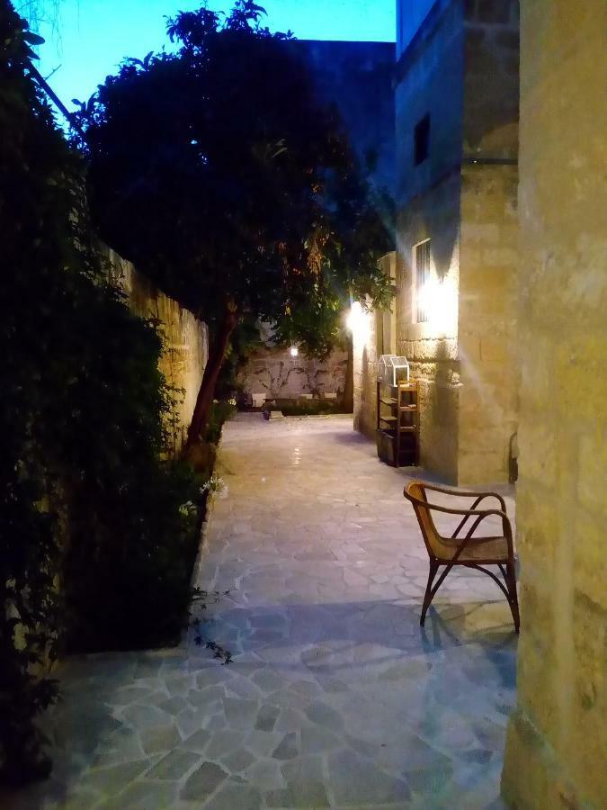 Bed and Breakfast Il Giardino Di Benedetta Lecce Esterno foto