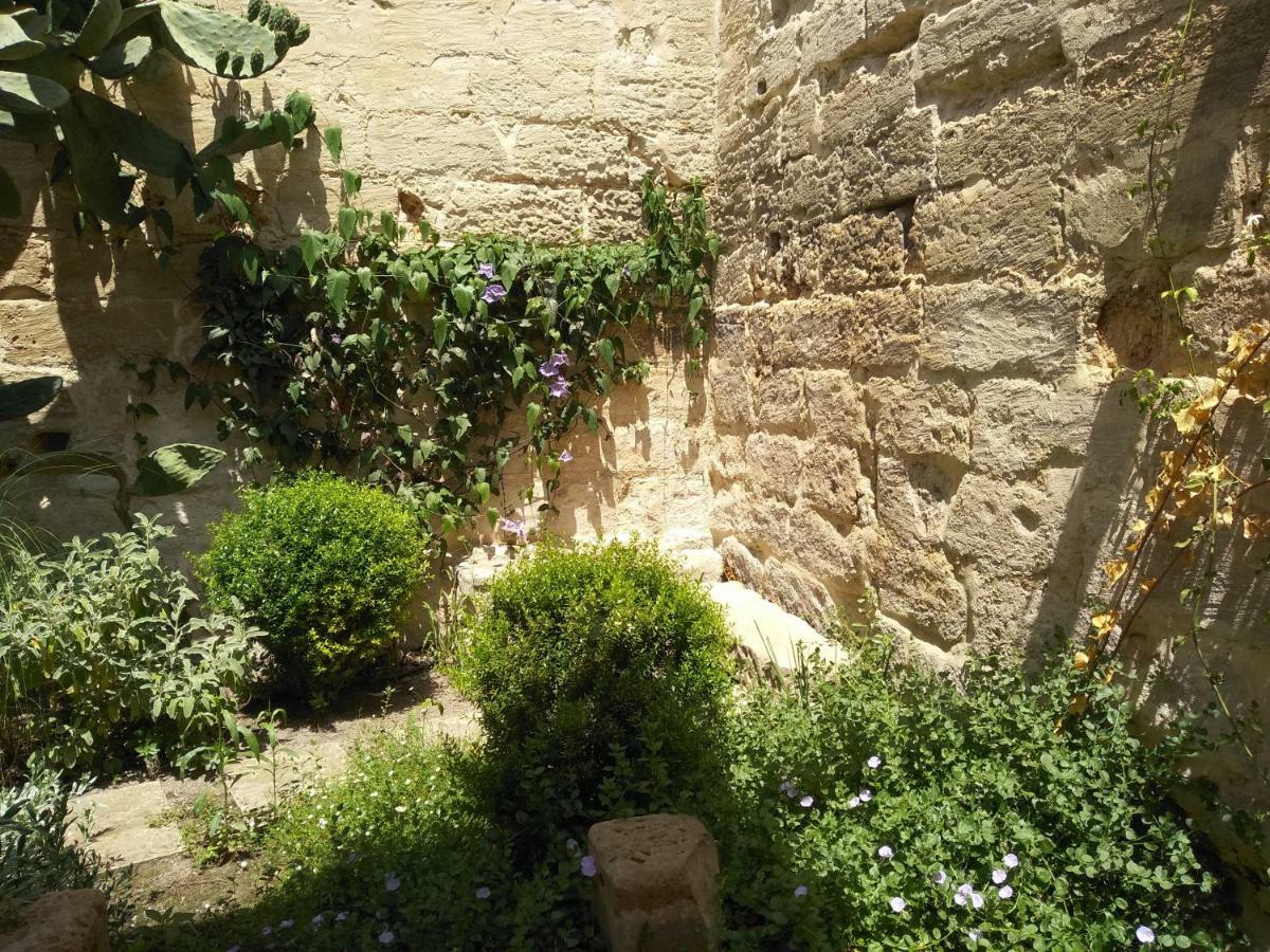 Bed and Breakfast Il Giardino Di Benedetta Lecce Esterno foto